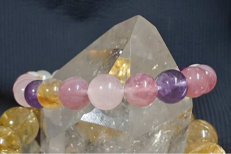 Fire Element Bracelet: Exploring the Energy Alignment of Aventurine, Citrine, and Amethyst