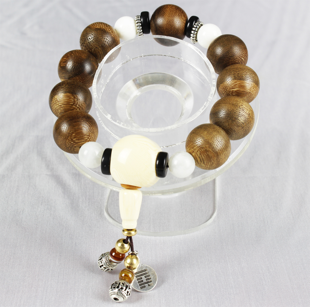 沉香白玉菩提和田玉五行手串